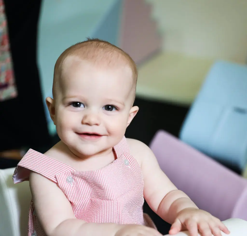 Happy baby in FUN Crawlers soft play area at Ready Set Fun indoor playground in Sandy Springs