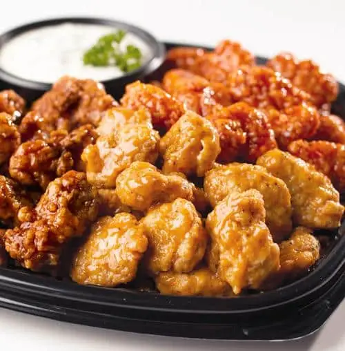 tenders and wings at kids birthday party fully catered at indoor playground in sandy springs